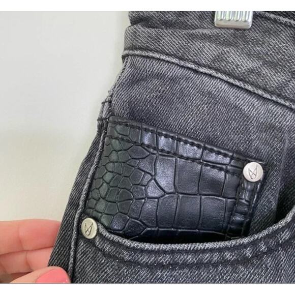 MINKPINK Washed Black Distressed Denim Shorts Small - Picture 3 of 7